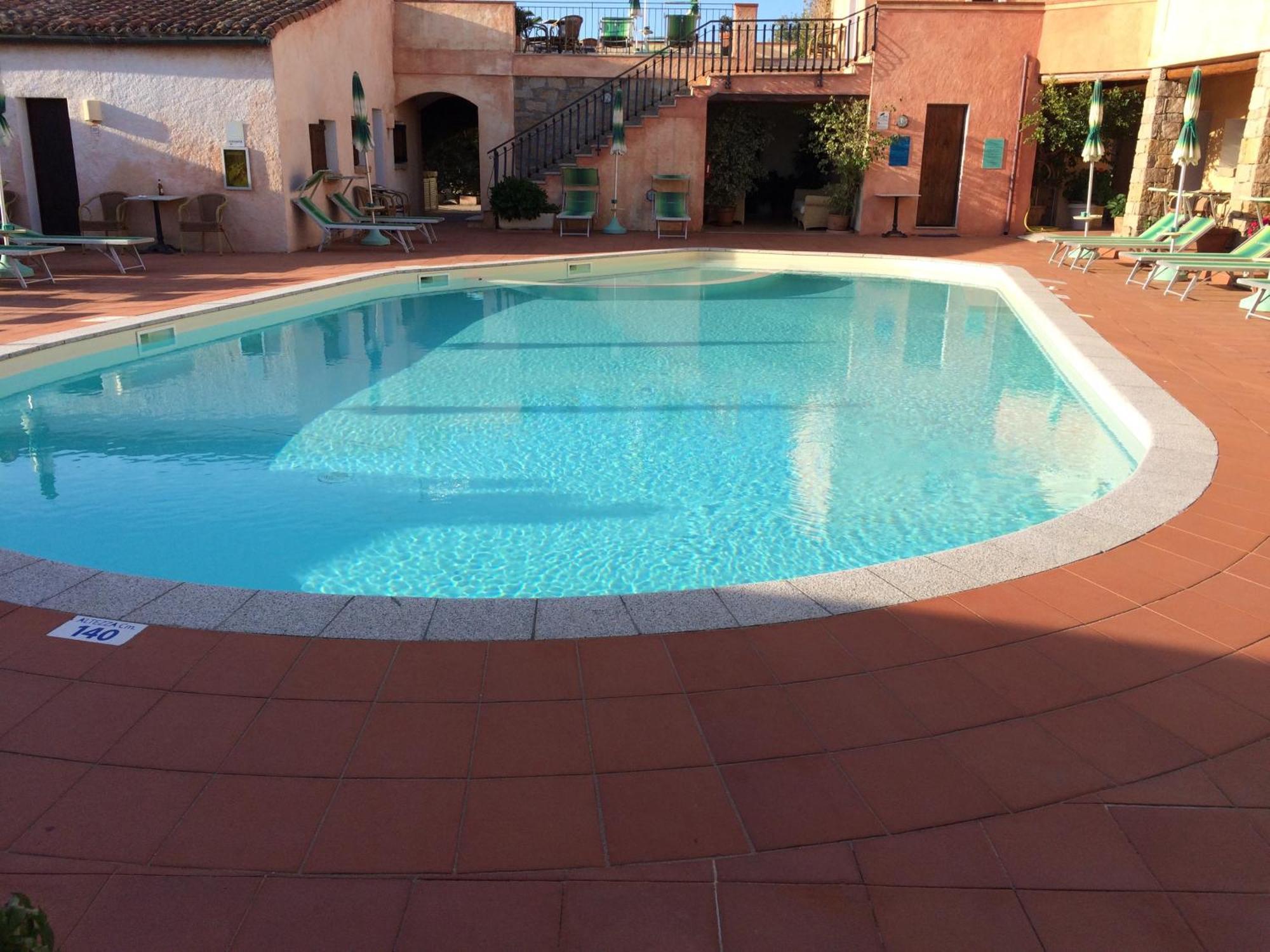 Hotel Villa Gemella Baja Cerdeña Habitación foto