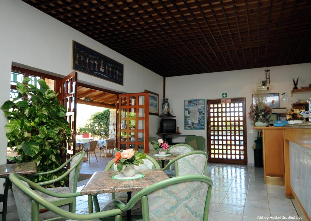 Hotel Villa Gemella Baja Cerdeña Exterior foto