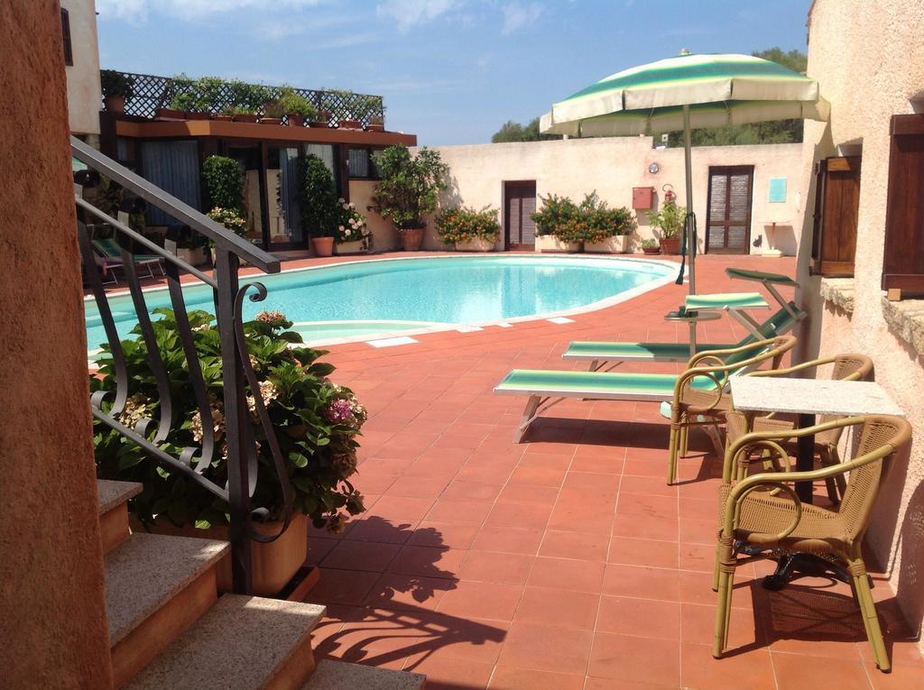 Hotel Villa Gemella Baja Cerdeña Exterior foto